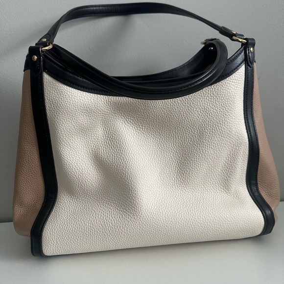 Coach Women's Cream, Tan, and Black Shoulder Bag - Picture 2 of 11